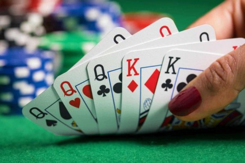 Mậu thầu là thứ tự bài trong Poker